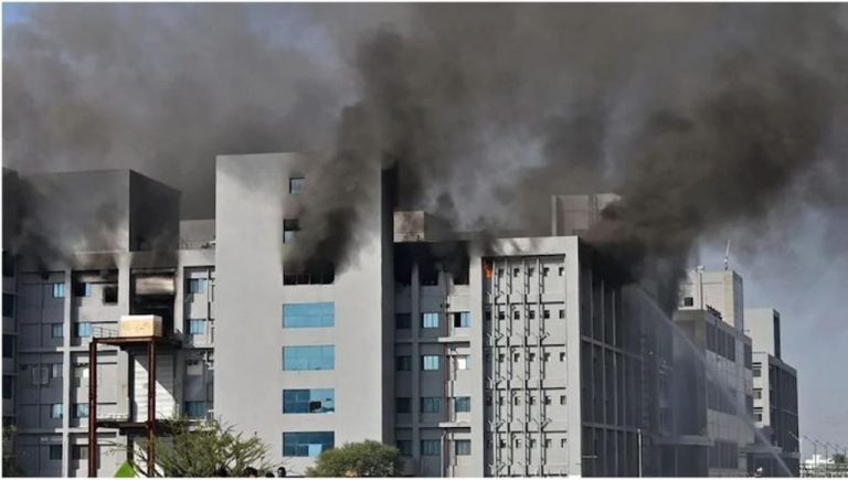 कोरोना खोप उत्पादक सिरम इन्स्टिच्युटमा भएको आगलागीबाट भारु एक हजार करोडको क्षति