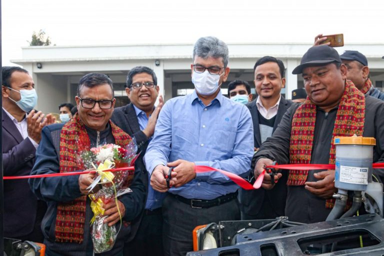 अशोक लेलैण्डका बसहरूको च्यासिस हस्तान्तरण