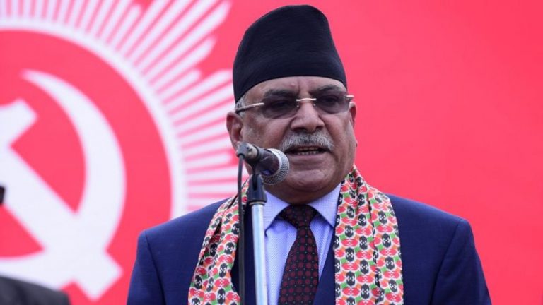 ओलीलाई पत्तासाफ गरेर देउवालाई प्रधानमन्त्री बनाउँछु : प्रचण्ड