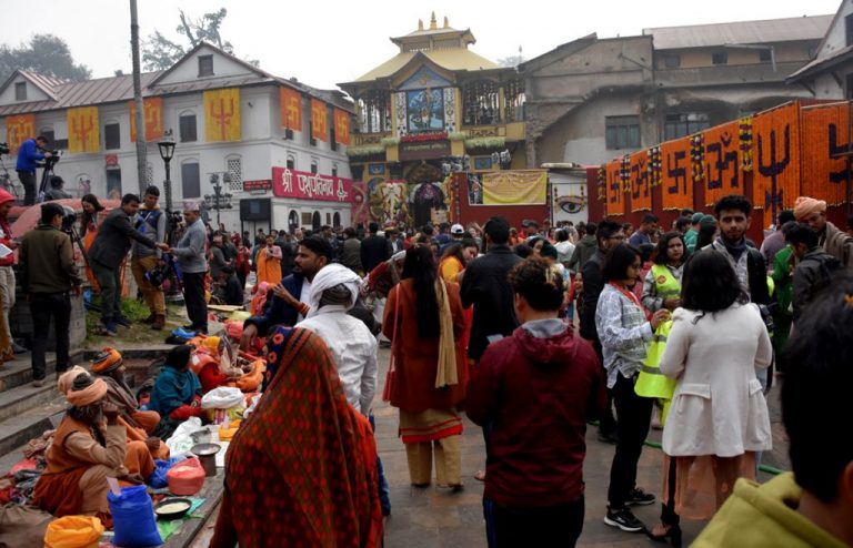 भक्तजनका लागि खुल्यो पशुपतिनाथ मन्दिर
