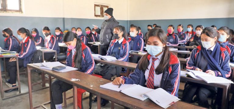 असोज १ देखि काठमाडौँका विद्यालय खोल्न सकिने, स्वास्थ्य मापदण्डको पूर्ण पालना अनिवार्य