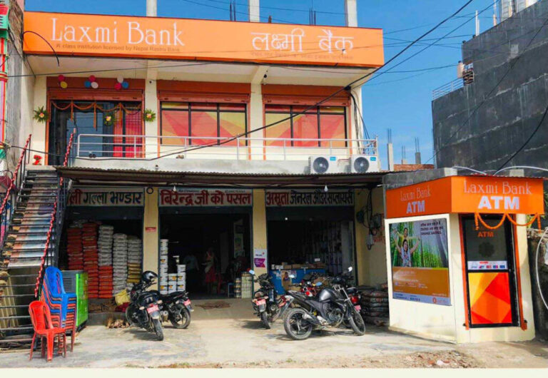 लक्ष्मी बैंकको १३१औँ शाखा धनुषाको क्षिरेश्वरनाथमा