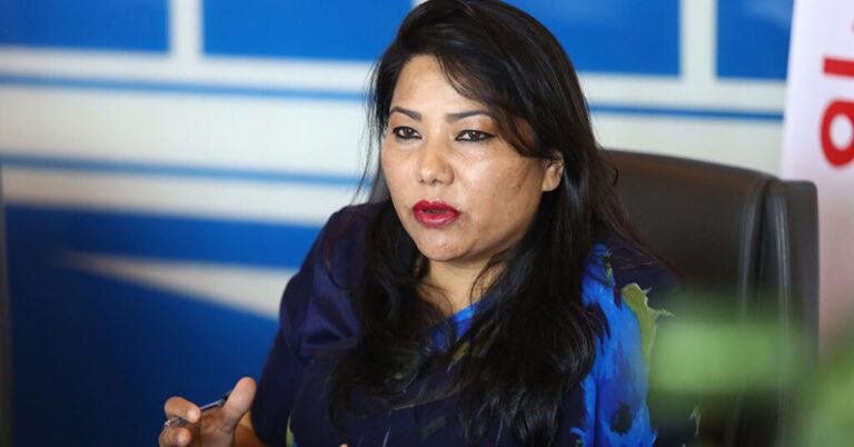 साना सहरबाट ठूला सहरतिर बसाइँसराईको क्रम बढनु चुनौतीपूर्ण : मन्त्री झाँक्री