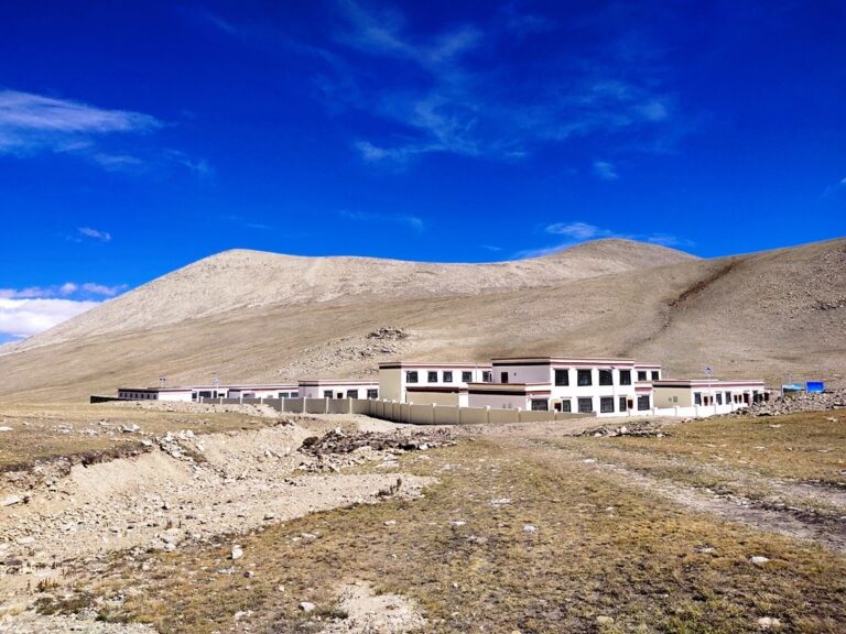 लिमी लाप्चादेखि हिल्सासम्मको सीमासम्बन्धी अध्ययन गर्न गठित समितिले बुझायो प्रतिवेदन