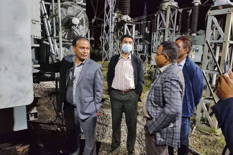राति १२ बजेसम्म मर्मतपछि भरतपुरमा ३६ घण्टापछि बल्यो बिजुली