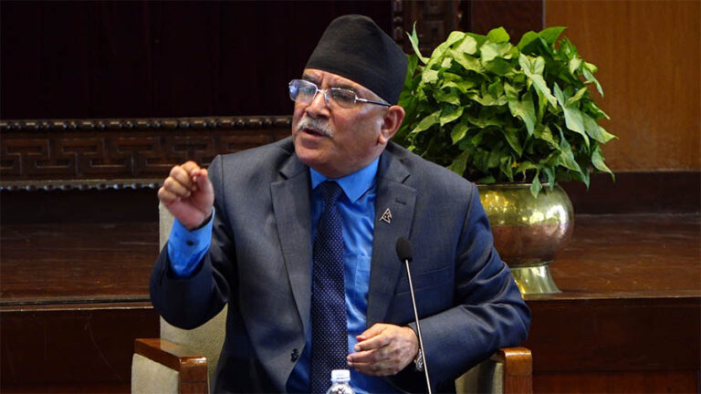 एमालेको महाधिवेसनमा नगएका प्रचण्ड राप्रपा महाधिवेशनमा गए