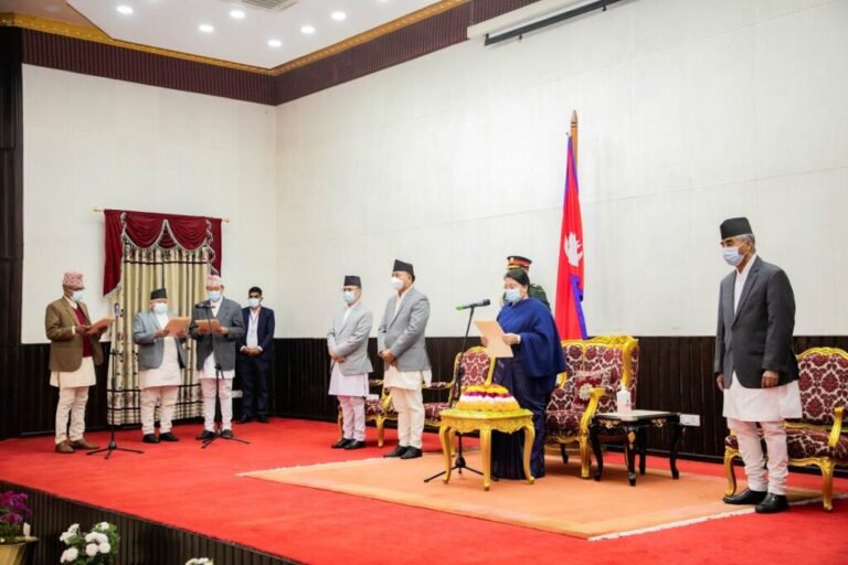 नवनियुक्त तीन प्रदेश प्रमुखद्वारा शपथ ग्रहण
