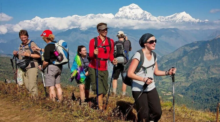 १० महिनामा ८४ हजार बढी विदेशी पर्यटक नेपाल भित्रिए, कुन महिनामा कति?