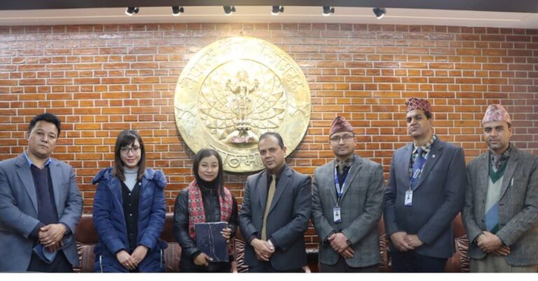 नेपाल बैंकद्वारा ‘नेपाल बैंक लिमिटेड छत्रमान सिंह स्वर्ण पदक’ प्राप्त गर्ने विद्यार्थीलाई सम्मान