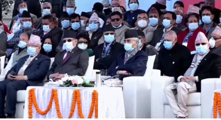 कांग्रेसको १४औँ महाधिवेशनः एउटै मञ्चमा देखिए ओली, नेपाल र प्रचण्ड