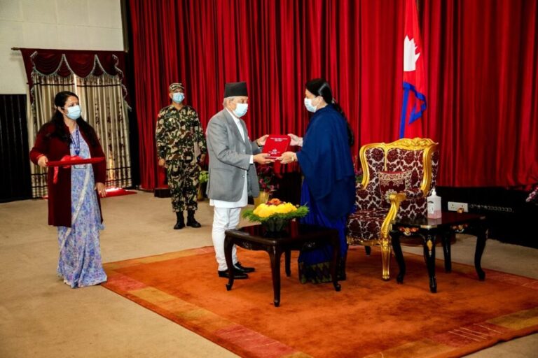 राष्ट्रपतिसमक्ष राष्ट्रिय मानवअधिकार आयोगको वार्षिक प्रतिवेदन पेस