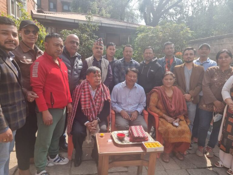 पार्टी नेतृत्वले आफ्ना मान्छेलाई भन्दा पनि सक्षम व्यक्तिलाई छान्न सक्नु पर्छ : नेता सिंह