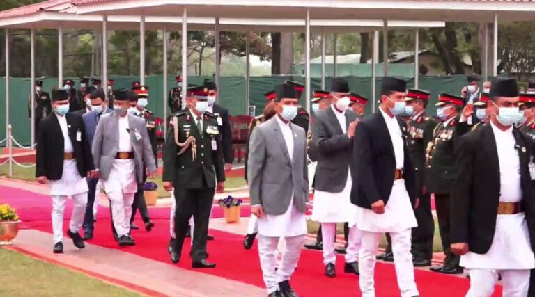 प्रधानमन्त्री देउवा स्वदेश फर्किए