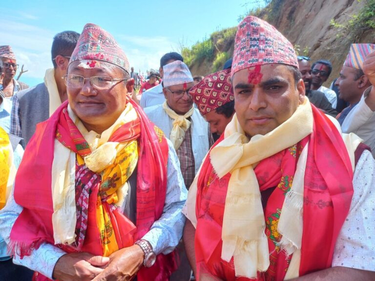 पूर्वमन्त्री गाेकुल बास्काेटाकाे नगर काभ्रेकाे मण्डनदेउपुरमा गठबन्धन विजयी