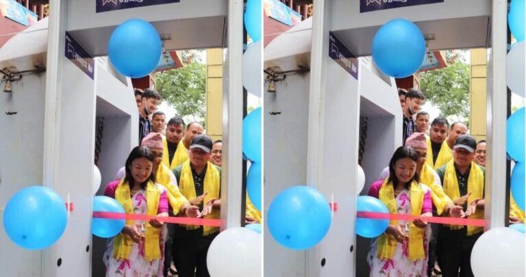 माछापुच्छ्रे बैंकद्वारा हलेसी मन्दिरलाई भक्तजन गन्ने मेसिन हस्तान्तरण