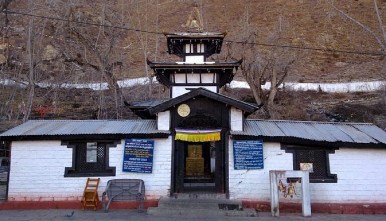 मुक्तिनाथलाई भेटी अब प्रभु बैंक खातामा