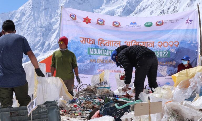नेपाली सेनाको नेतृत्वमा सञ्चालित “सफा हिमाल अभियान २०२२” सफलतापूर्वक सम्पन्न