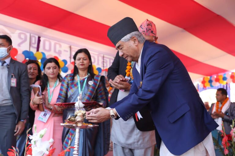 प्रधानमन्त्री देउवाले गरे सुदूरपश्चिम महोत्सव उद्घाटन (तस्बिरसहित)
