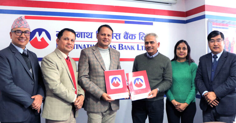 डा. कोइरालासँग मुक्तिनाथको सहकार्य