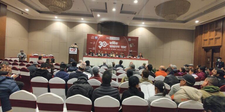 सिभिल बैंकलाई गाभ्ने प्रस्ताव हिमालयन बैंकको साधारणसभाबाट पारित