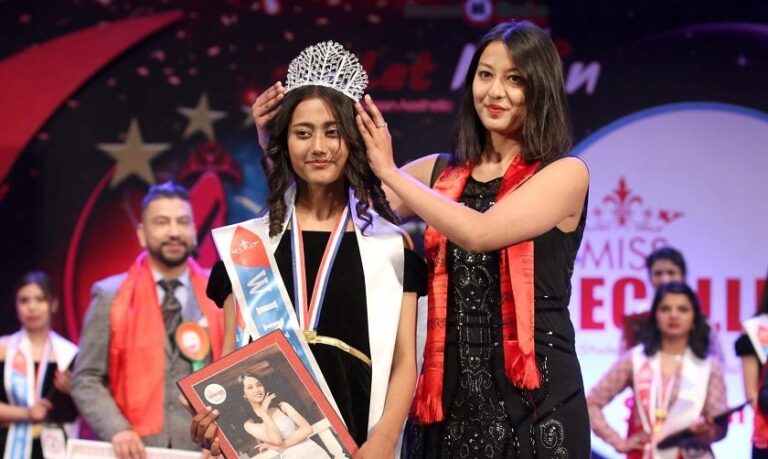 अदिति श्रेष्ठले जितिन् ‘मिस ई-कलेज २०२३’ को उपाधि
