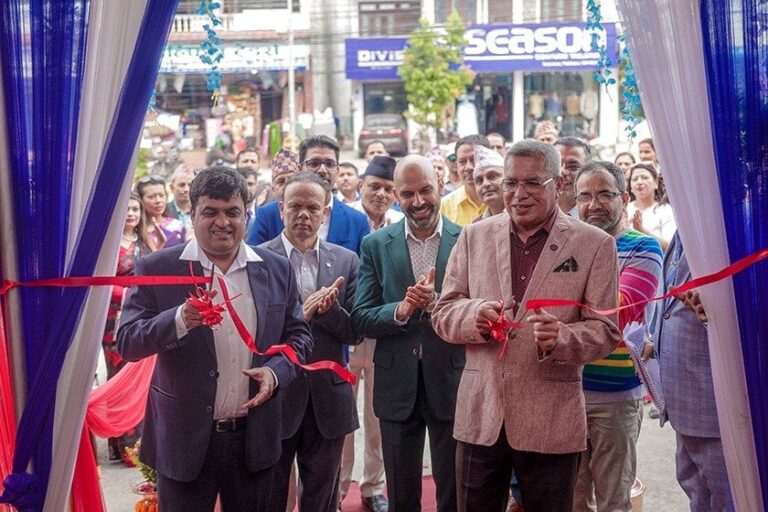 पोखरामा नेपाल लाइफको सुविधा सम्पन्न भवन