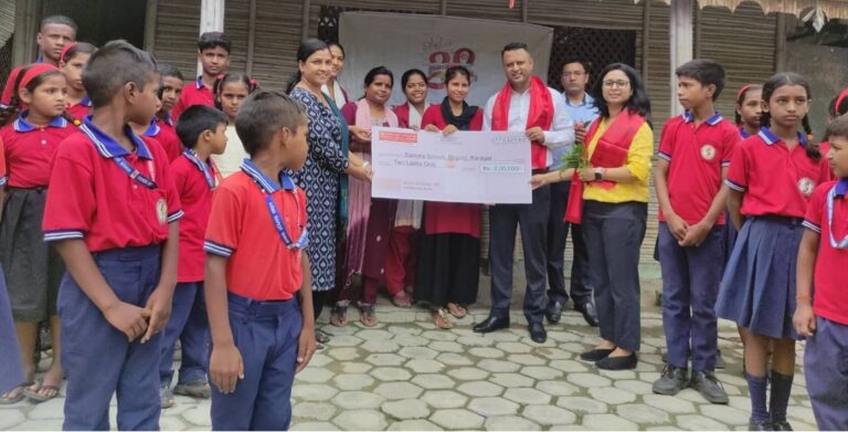 एभरेष्ट बैंकद्वारा वीरगञ्ज कारागार परिसरमा रहेको समता स्कुललाई दुई लाख सहयोग