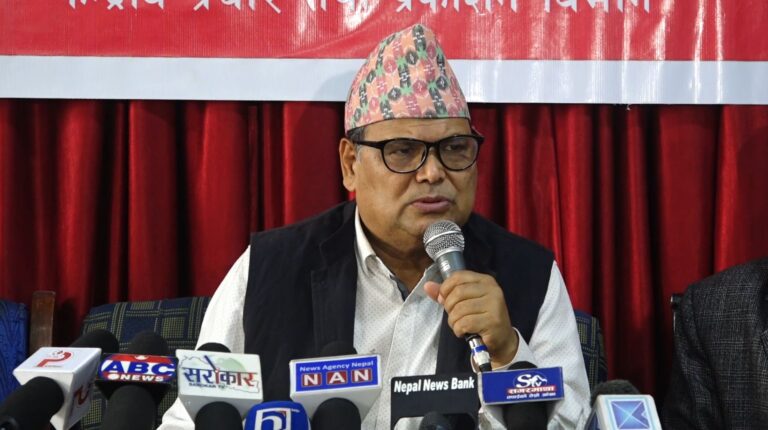 कृष्णबहादुर महरा पक्राउ