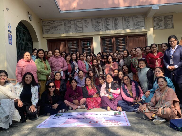 पूर्ण स्तनपान प्रवर्द्धनका लागि आमा समूहलाई आयुर्वेद सम्बन्धी अभिमुखीकरण (तस्बिरहरूसहित)
