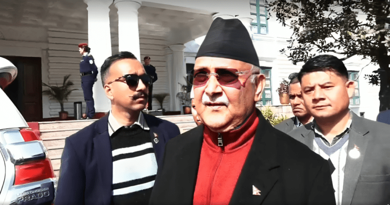 प्रधानमन्त्री भेटेर बाहिरिएका अध्यक्ष ओलीले के भने ? (भिडिओसहित)