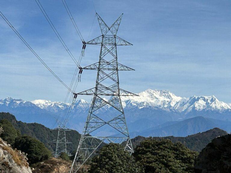 वसन्तपुर-ढुङ्गेसाँघु २२० केभी प्रसारण लाइनको पहिलो सर्किट निर्माण सम्पन्न
