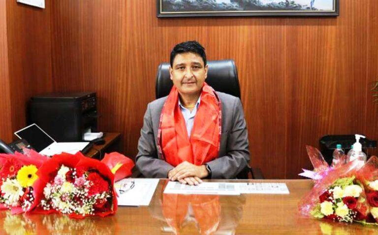 ग्लोबल बैंकको महिला सञ्चालकमा ज्ञवाली र प्रमुख कार्यकारी अधिकृतमा रेग्मी नियुक्त