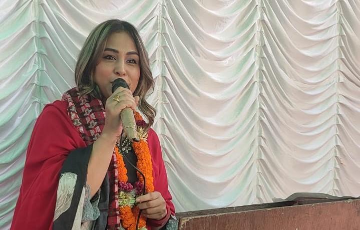 नायिका अनु शाहले गाइन् तीज गीत (भिडियोसहित)
