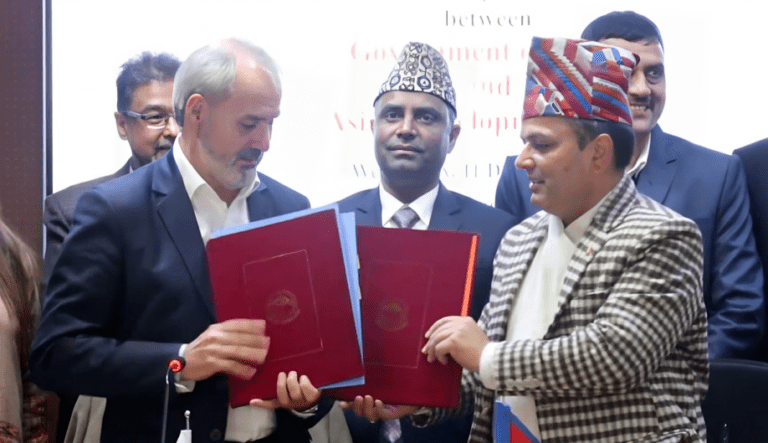 एसियाली विकास बैंकसँग २१ अर्ब २३ करोडको सहयोग सम्झौता, कहाँ हुनेछ खर्च ?