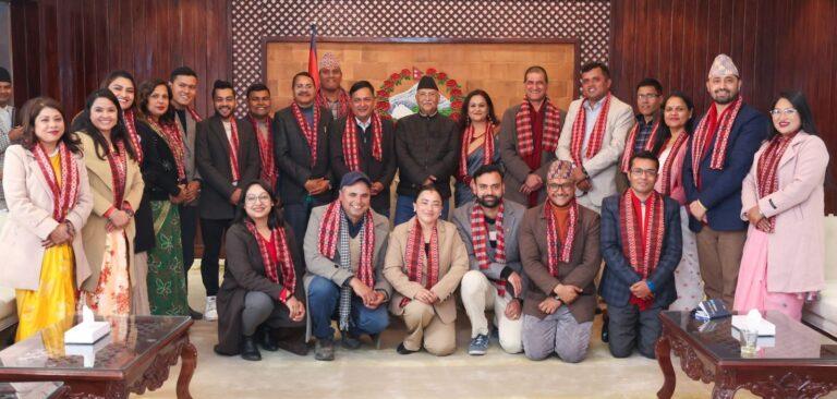 कुनै दल फुुटाउने र मिलाउने काम गर्दिनँ : प्रधानमन्त्री ओली