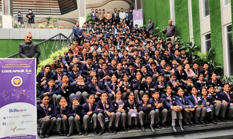 काठमाडौंमा कोडेभर ६.० : विद्यार्थीहरूबीच एआई, कोडिङ र रोबोटिक्सको प्रतिस्पर्धा