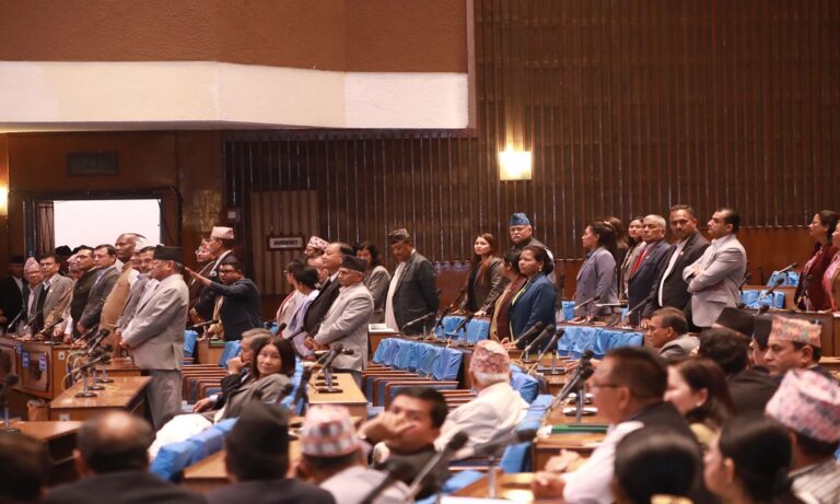 संसदमा सत्तापक्ष र विपक्षीको ‘चर्काचर्की’