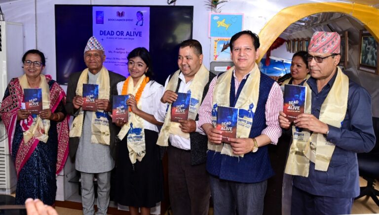 बाह्र वर्षीया प्रतिष्ठाको ‘डेड अर अलाइभ’ उपन्यास सार्वजनिक