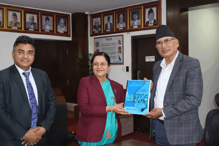 राष्ट्र बैंकद्वारा पूर्वबजेटकालीन समीक्षा प्रतिवेदन अर्थ मन्त्रालयमा पेस