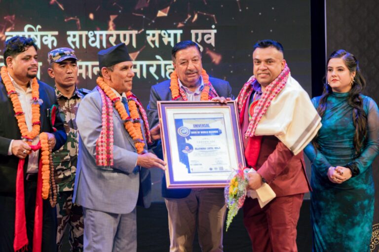 राजेन्द्र लुईटेललाई युनीभर्सल बुक अफ वर्ल्ड रेकर्डबाट सम्मान