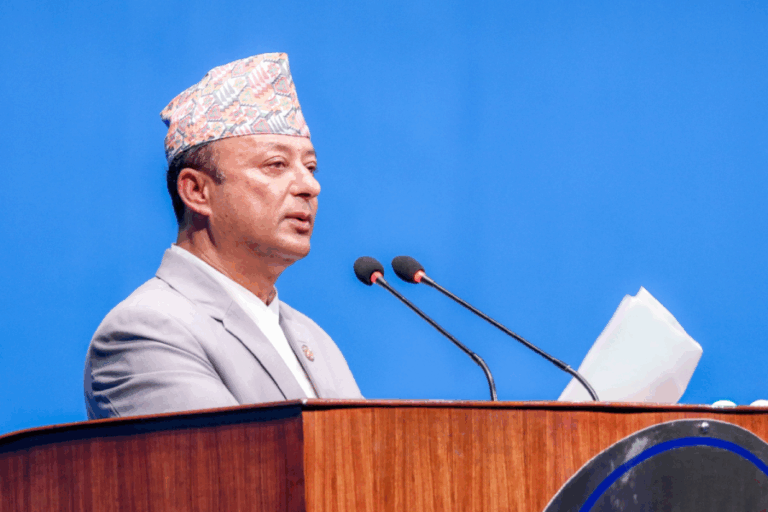 अबको दशक ऊर्जाको, हरेक नागरिकलाई लगानीसँग जोड्छौं : ऊर्जामन्त्री खड्का