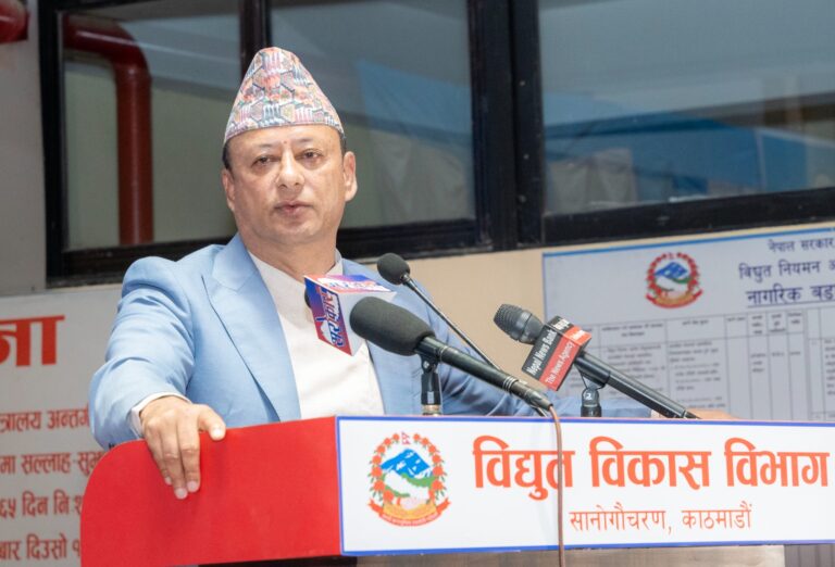 कुनै गलत काम गर्दिन, जिल्लावासीको शिर उच्च हुने गरी काम गर्छु: ऊर्जामन्त्री खड्का