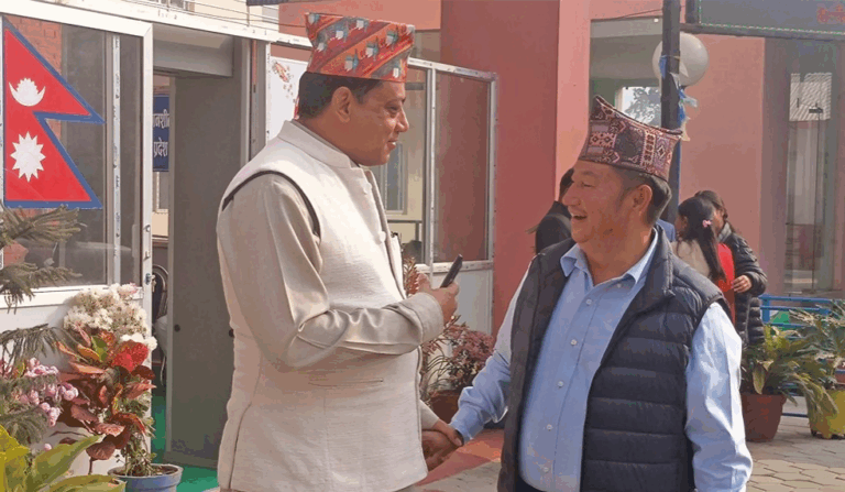 आफ्नै दलको असहयोगले संकटमा मुख्यमन्त्री बानियाँ, के जोगिएला सरकार ?