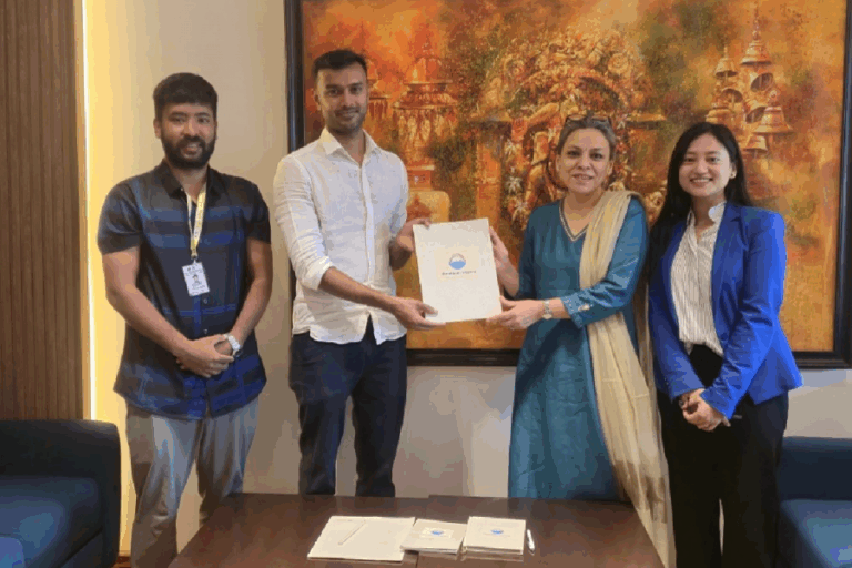 हिमालयन एभरेष्ट इन्स्योरेन्स र डोको रिसाइक्लर्सको सहकार्य