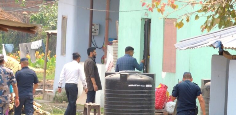 रवि लामिछानेलाई राखिएको कोठामा प्लाइउड हटाएर राखियो जाली