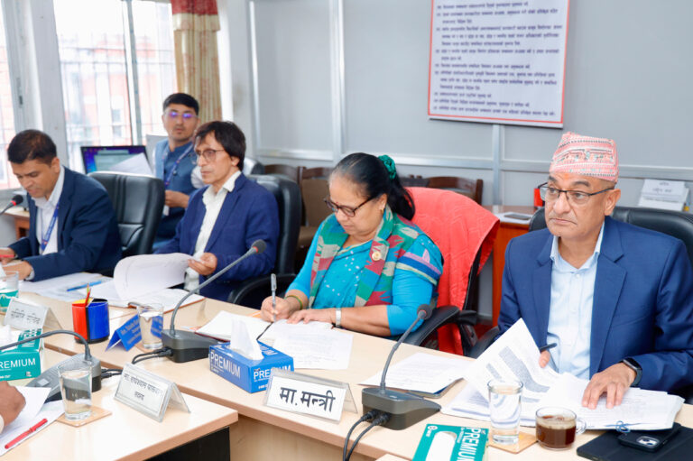 आमाको नामबाट नागरिकता पाउने विधेयक समितिबाट पारित, तर ‘स्वघोषणा’ को शर्तले विभेद कायमै