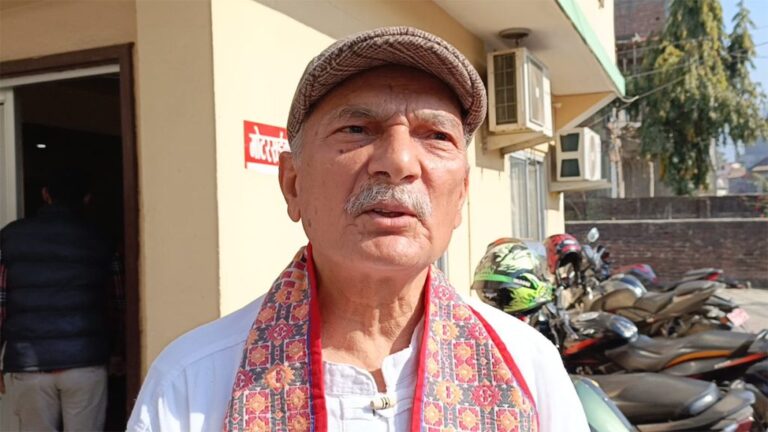 रविलाई पत्रिकासमेत पढ्न नदिएकोमा बाबुरामको असन्तुष्टि