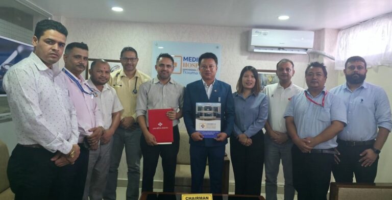 मेडिप्लस हस्पिटलमा प्रभु बैंकका ग्राहकले विशेष छुट पाउने
