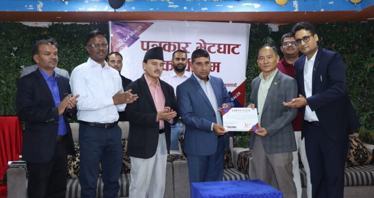 रेसिङ अटोमोबाइल्सले थाल्यो ‘दुर्घटनारहित प्रमाणपत्र’ वितरण