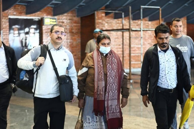 विपिन जोशीको परिवार काठमाडौं फर्कियो, शव ल्याउने प्रक्रिया जारी